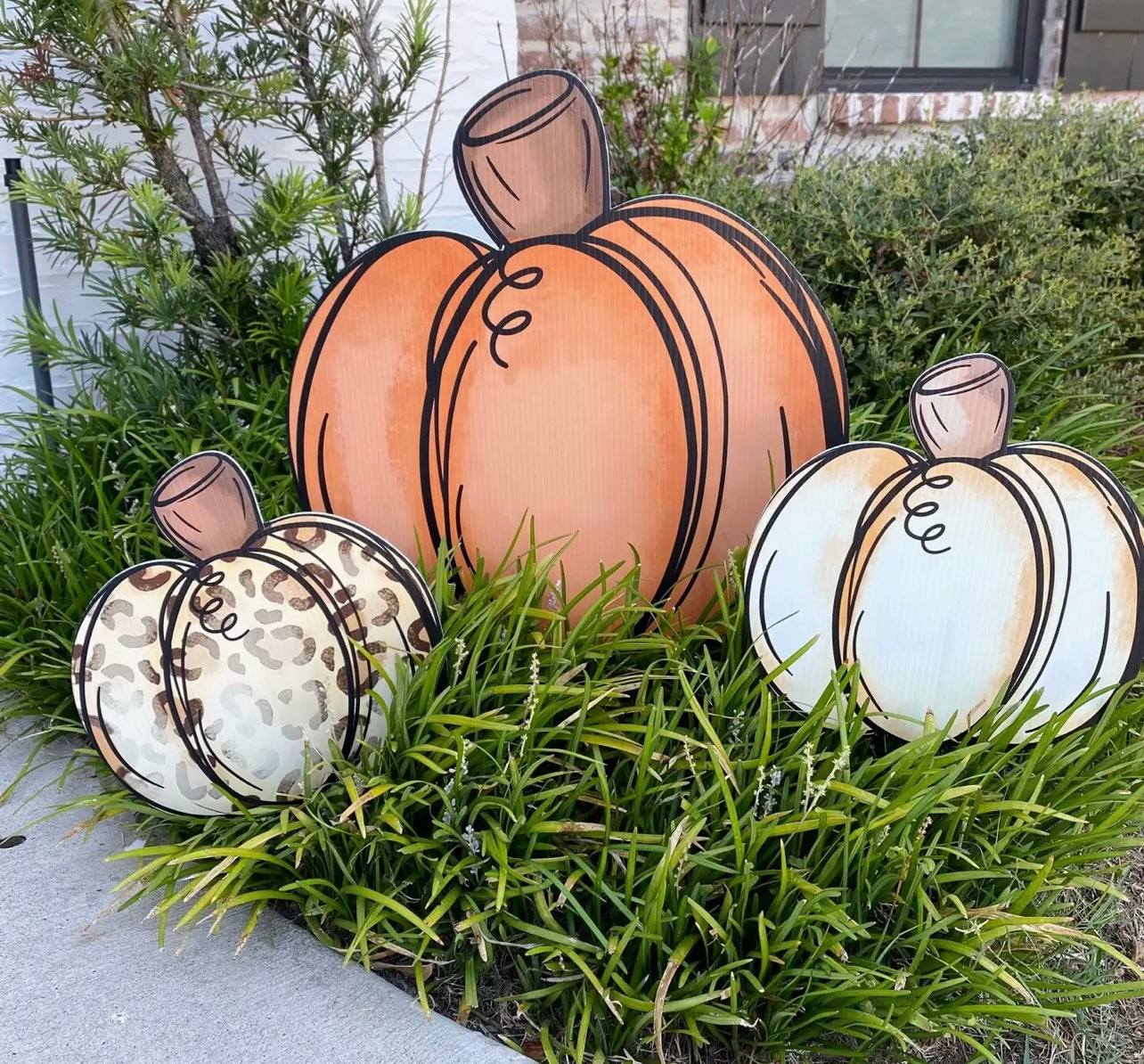 Lovely Reese Pumpkins Yard Sign - Set of 3