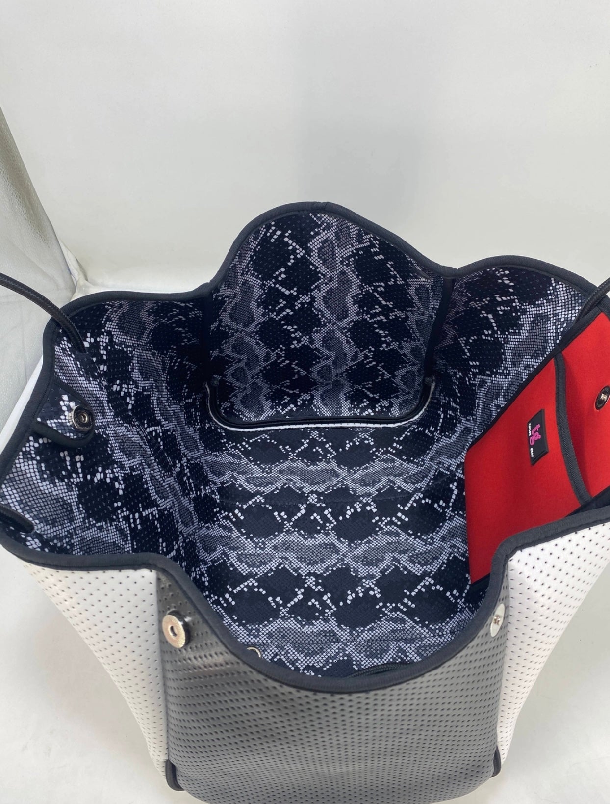 The Erin Neoprene Tote