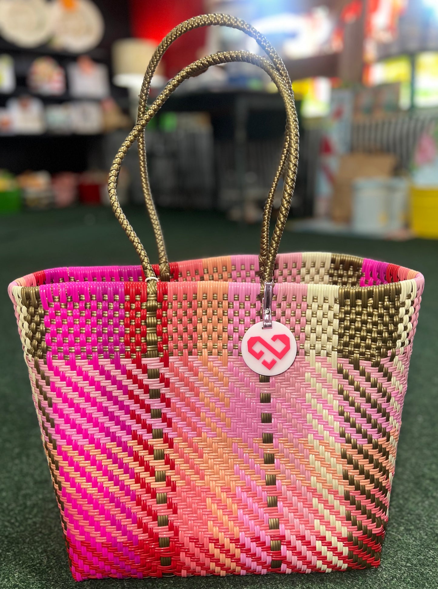 Maria Victoria Donna Tote Bag Medium