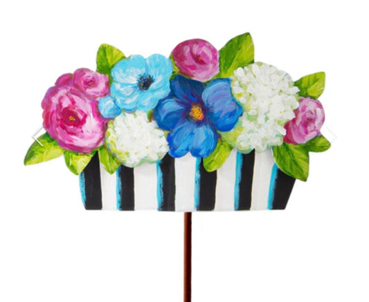 Round Top Collection Elegant Pot of Mixed Flowers Short